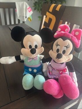 Spring Mickey and Minnie Soft Toy Set - Pink & Mint